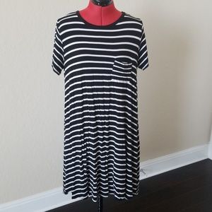 LuLaRoe Carly Medium